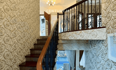 Dijual rumah posisi hook & cantik depan taman di Sektor 9 Bintaro