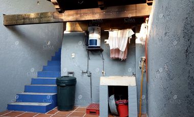 VENTA CASA EN COLONIA DEL BOSQUE - V354