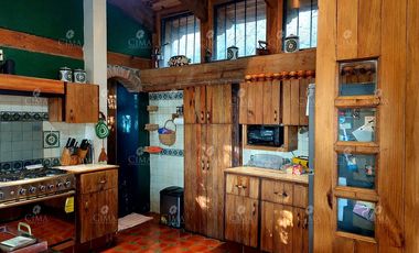 VENTA CASA EN COLONIA DEL BOSQUE - V354