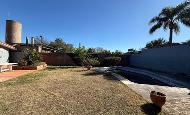 Casa en Alquiler – Uso Comercial – Cerro de las Rosas