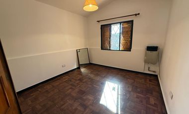 Casa en Alquiler – Uso Comercial – Cerro de las Rosas