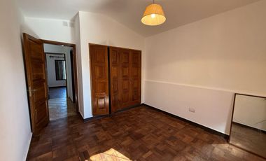 Casa en Alquiler – Uso Comercial – Cerro de las Rosas