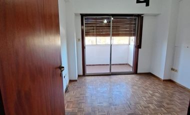 Â¡GRAN OPORTUNIDAD VENTA! DPTO  en el Centro de NQN! | CH CLAUDIA Bienes Raices