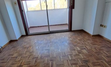 Â¡GRAN OPORTUNIDAD VENTA! DPTO  en el Centro de NQN! | CH CLAUDIA Bienes Raices