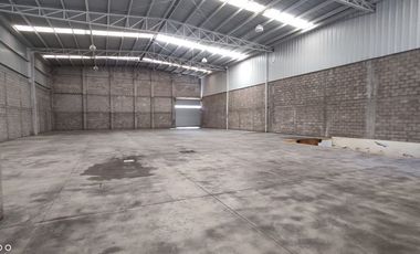 Bodega Ind. 1,100 m2 en Renta Dentro de Parque Industrial La Nogalera Gdl Jal.