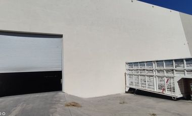 Bodega Ind. 1,100 m2 en Renta Dentro de Parque Industrial La Nogalera Gdl Jal.