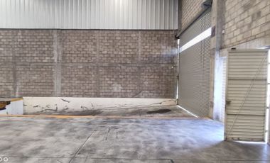 Bodega Ind. 1,100 m2 en Renta Dentro de Parque Industrial La Nogalera Gdl Jal.