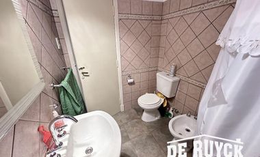 4 ambientes con 2 baños, PH al frente