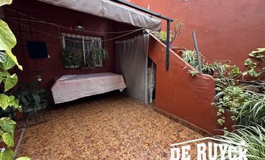 4 ambientes con 2 baños, PH al frente