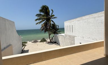 Casa frente al mar en venta en Telchac Puerto