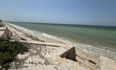 Casa frente al mar en venta en Telchac Puerto