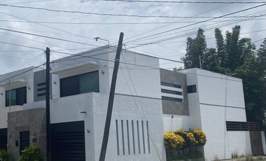 Casa amueblada en renta.