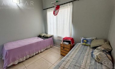 Alquiler - Casa Barrio Palmares de Pilar - Pilar