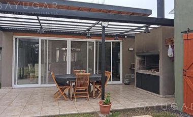 Alquiler - Casa Barrio Palmares de Pilar - Pilar