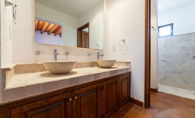 Casa en venta en San Miguel de Allende con Rooftop — Club de Golf Ventanas
