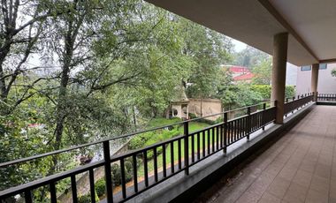 RESIDENCIA EN BOSQUES DE LAS LOMAS CON ALBERCA Y EXCLUSIVIVAD