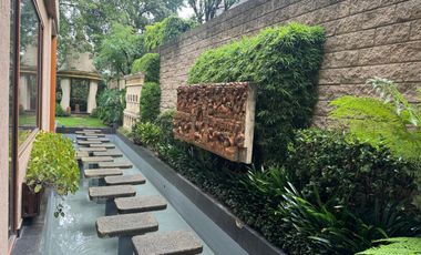 RESIDENCIA EN BOSQUES DE LAS LOMAS CON ALBERCA Y EXCLUSIVIVAD
