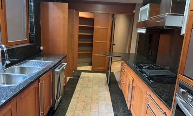 RESIDENCIA EN BOSQUES DE LAS LOMAS CON ALBERCA Y EXCLUSIVIVAD