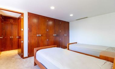 ELEGANCIA, AMPLITUD, SEGURIDAD Y ESTILO DE VIDA EN BOSQUES DE LAS LOMAS