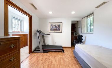 ELEGANCIA, AMPLITUD, SEGURIDAD Y ESTILO DE VIDA EN BOSQUES DE LAS LOMAS
