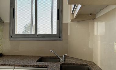 DEPARTAMENTO DE 3 AMBIENTES FRENTE AL PARQUE