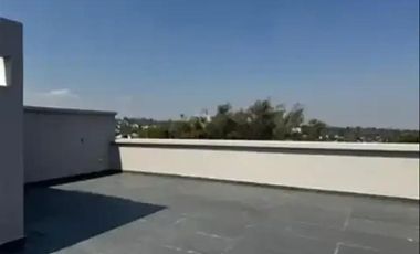 ESTRENA DE LUJO, ILUMINADO CON TERRAZA Y ROOF GARDEN