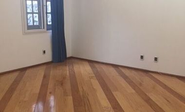 IMPECABLE RESIDENCIA EN AVENIDA AHUEHUETES SUR EN RENTA