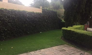 IMPECABLE RESIDENCIA EN AVENIDA AHUEHUETES SUR EN RENTA