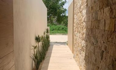 ESTRENA CASA EN MERIDA MORAVIA RESIDENCIAL TEMOZON NORTE