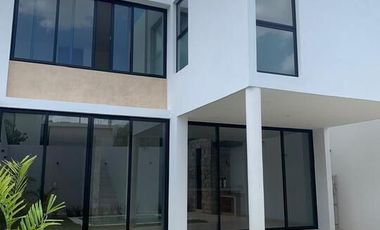 ESTRENA CASA EN MERIDA MORAVIA RESIDENCIAL TEMOZON NORTE