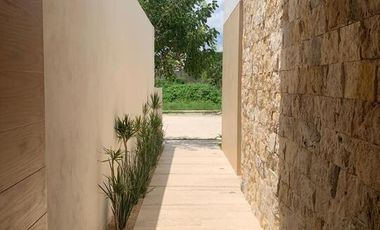 ESTRENA CASA EN MERIDA MORAVIA RESIDENCIAL TEMOZON NORTE