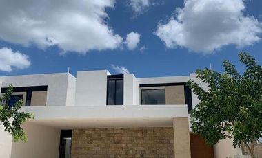 ESTRENA CASA EN MERIDA MORAVIA RESIDENCIAL TEMOZON NORTE