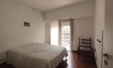 Departamento Frente a la plaza principal