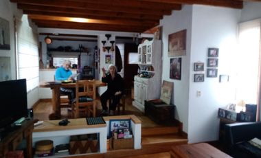ALTOS DE CHAPELCO - MUY LINDA CASA EN DOS PLANTAS, DE DOS DORMITORIOS.