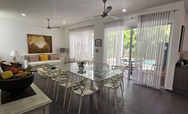 CASA EN VENTA  EN MERIDA EN PRIVADA  ALTOZANO  EN  YUCATAN