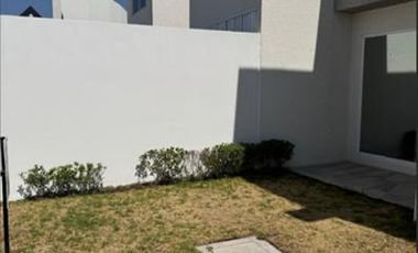 VENTA DE CASA MODELO ALISO EN RESIDENCIAL ARONA EN ZINACANTEPEC ESTADO DE MÉXICO