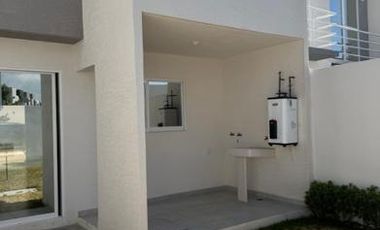 VENTA DE CASA MODELO ALISO EN RESIDENCIAL ARONA EN ZINACANTEPEC ESTADO DE MÉXICO