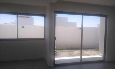 GRAN OPORTUNIDAD! CASA EN VENTA MINIMALISTA EN CIUDAD MESETA
