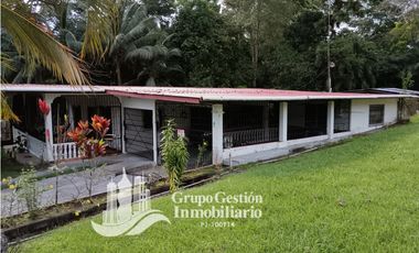 Se vende casa en Bugaba a orilla de La Interamericana