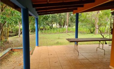 NUEVA GORGONA / 4 HECTAREAS  / 5 HABITACIONES / PISCINA