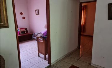 NUEVA GORGONA / 4 HECTAREAS  / 5 HABITACIONES / PISCINA