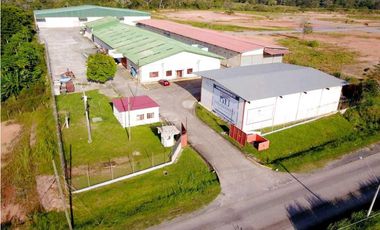 ALQUILER GALERA 1000 M2 EN VACAMOBTE CHORRERA