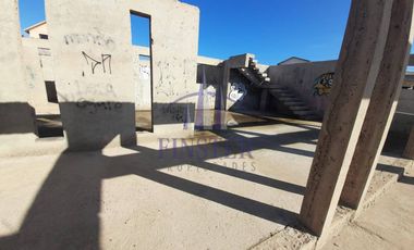 Terreno con Casa en Obra Gruesa Vista al Mar