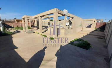 Terreno con Casa en Obra Gruesa Vista al Mar