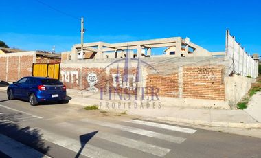 Terreno con Casa en Obra Gruesa Vista al Mar