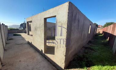 Terreno con Casa en Obra Gruesa Vista al Mar