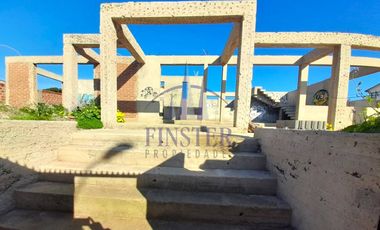 Terreno con Casa en Obra Gruesa Vista al Mar