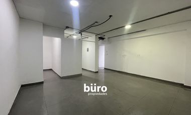 LOCAL COMERCIAL EN ALQUILER EN SAN ISIDRO EN ZONA DE ALTO TRÁNSITO