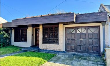 Se vende casa. 5 Amb. Col. P. Ramos.PERMUTA. A. CREDITO