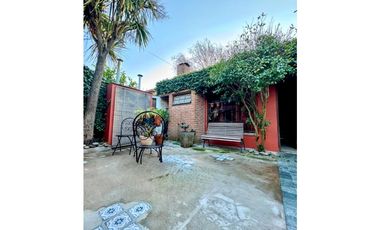 Se vende casa. 5 Amb. Col. P. Ramos.PERMUTA. A. CREDITO